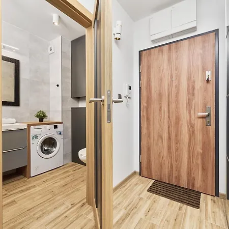 Prusa Stylish With Balcony By Renters Appartement Wrocław